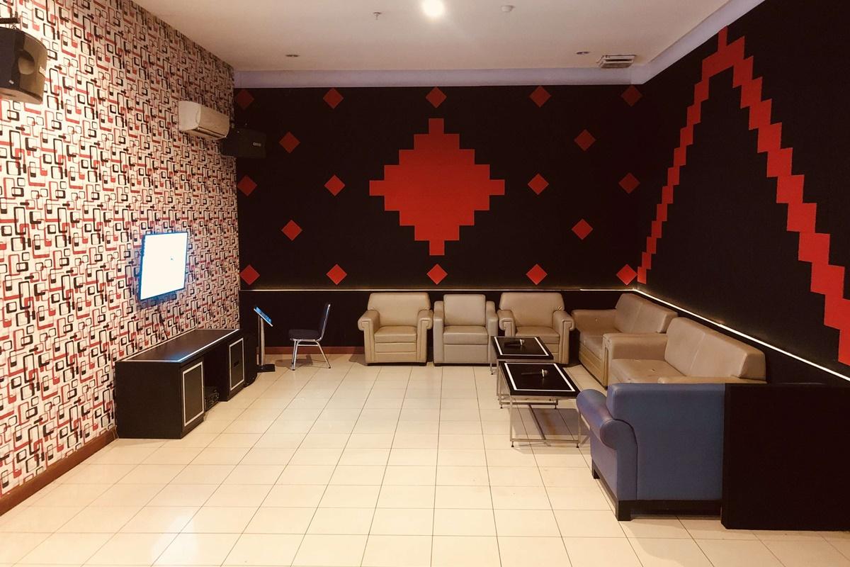 Kyriad Sadurengas Hotel Tanah Grogot Екстериор снимка