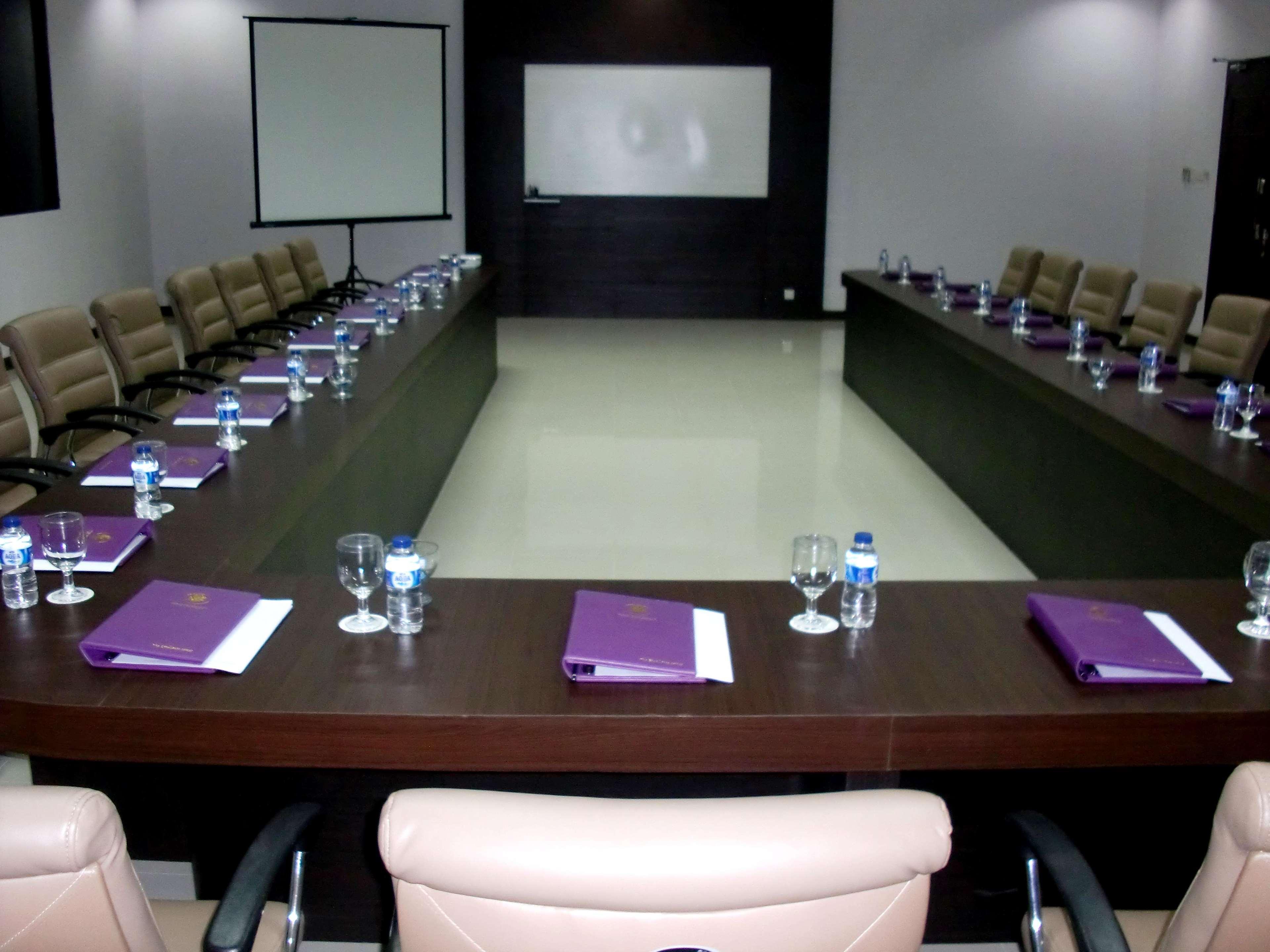Kyriad Sadurengas Hotel Tanah Grogot Екстериор снимка